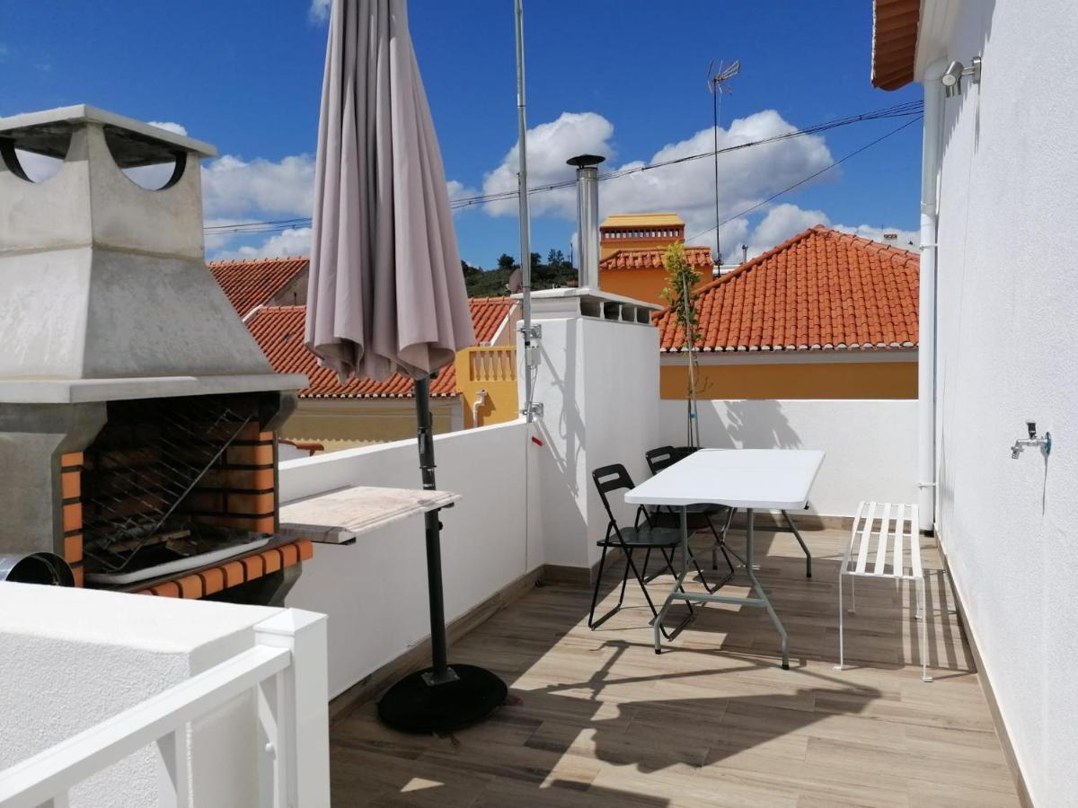 Alojamento Justo - Vila De Montargil Exterior photo